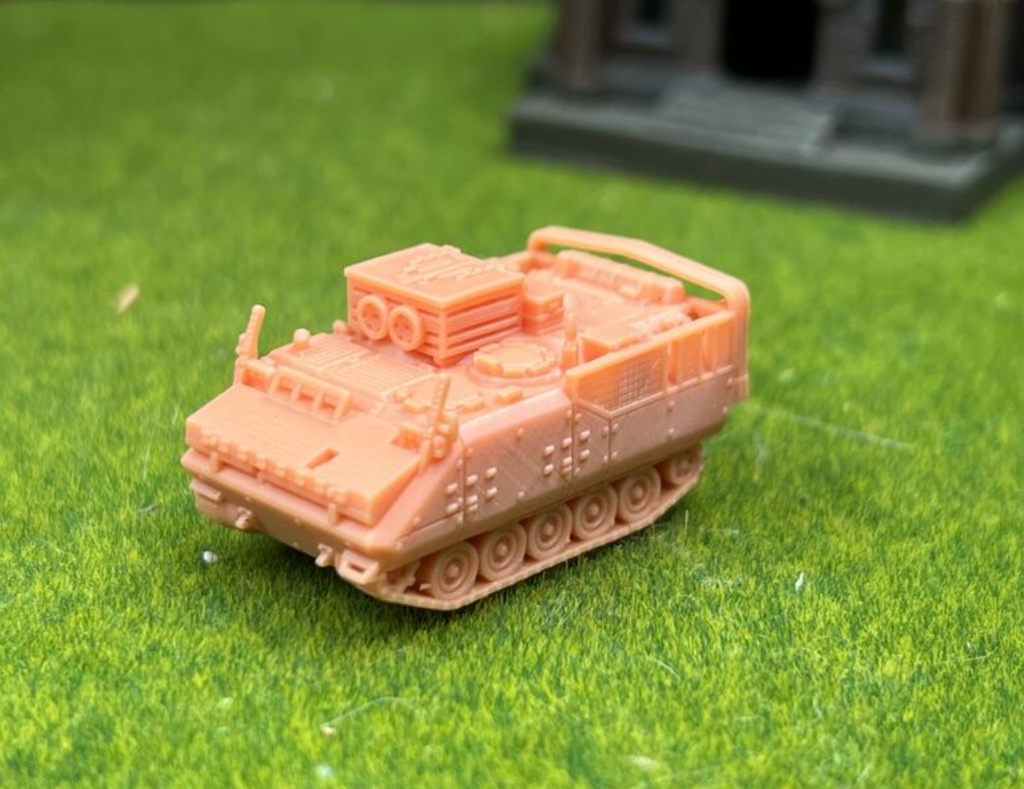 1349 1/144 YPR-765 PRBDR 装甲回収車