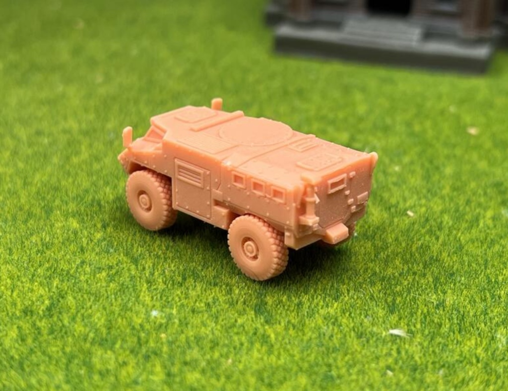 1329 1/144 RG-35 4x4 装輪装甲車