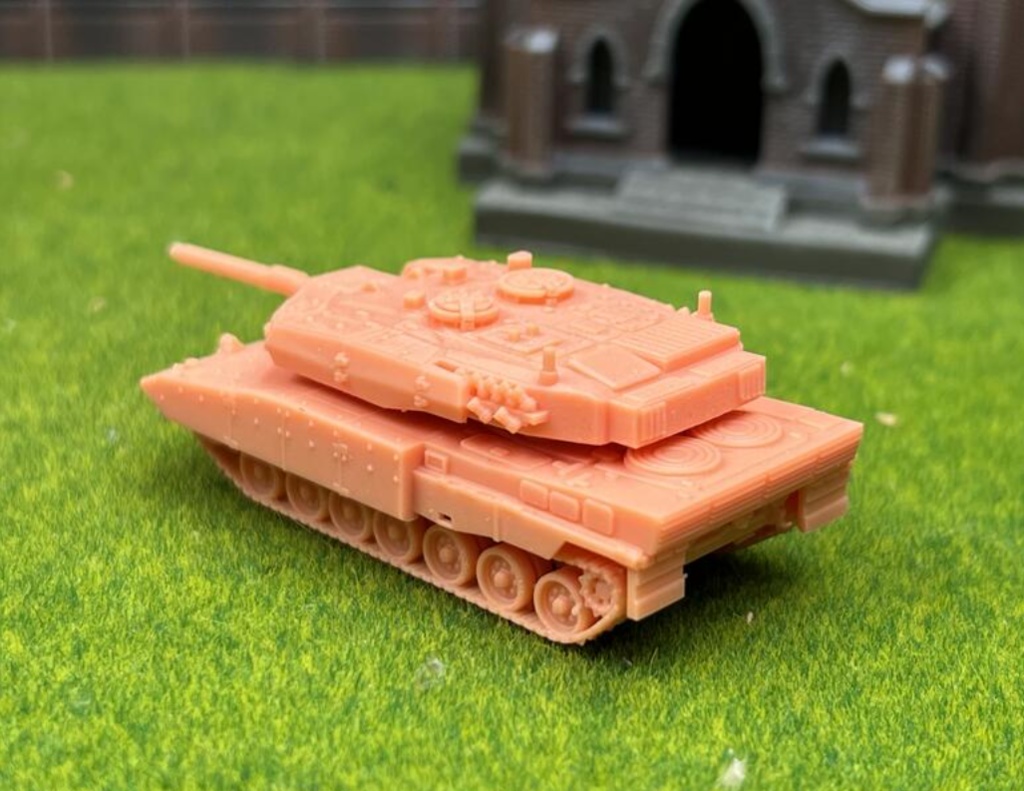 1325 1/144 Leopard 2 RI レオパルト2 RI 主力戦車