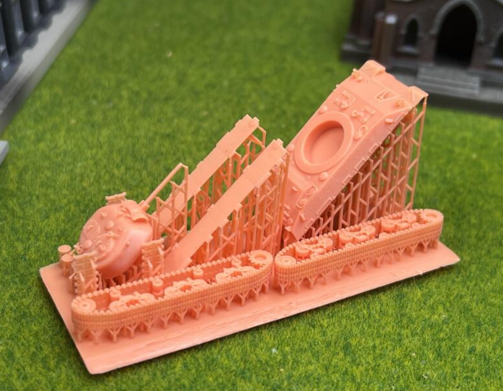 1305 1/144 Assault Tank T14 突撃戦車