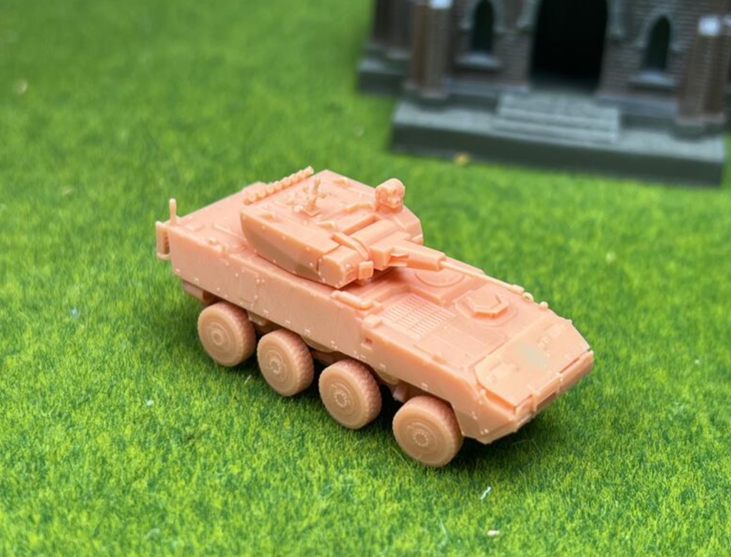 1301 1/144 パンデュールII UT30 8x8 歩兵戦闘車
