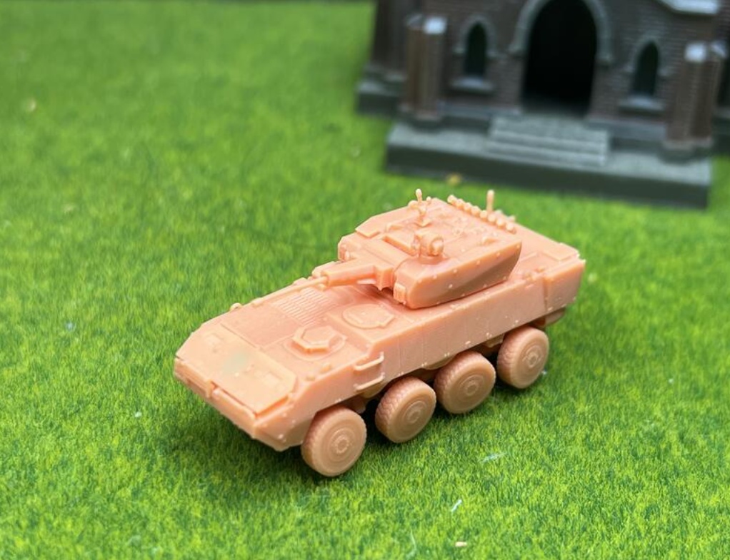 1301 1/144 パンデュールII UT30 8x8 歩兵戦闘車