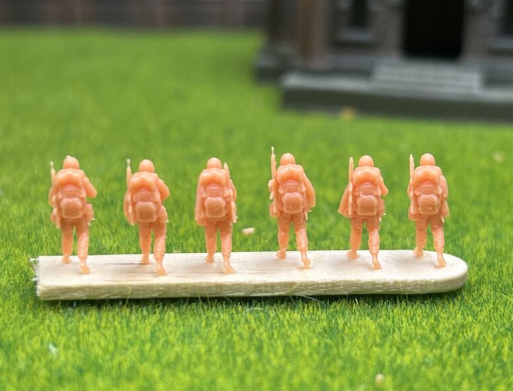 1293 1/144 ドイツ連邦軍 空挺兵 01