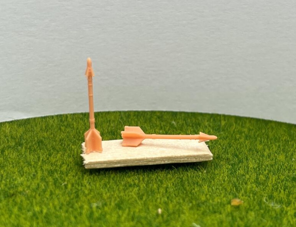 1260 1/144 AIM-9D サイドワインダー 16枚入