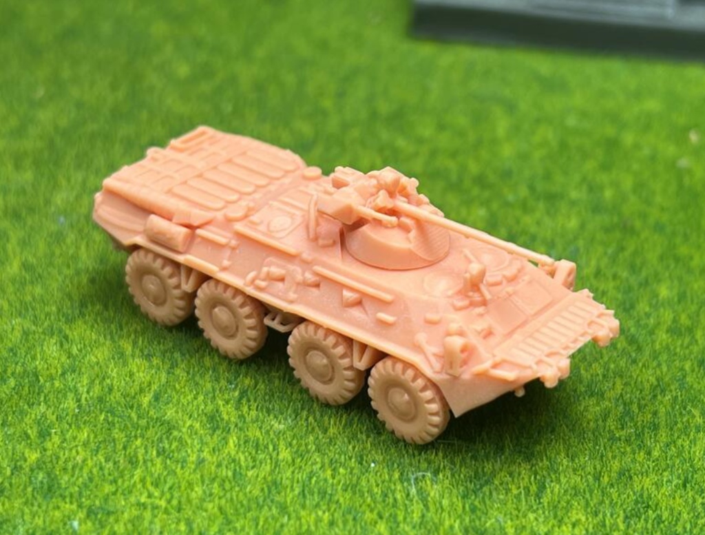 1236 1/144 BTR-80A IR 装甲車 後期型