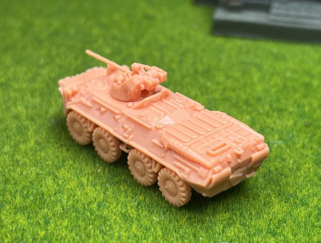 1236 1/144 BTR-80A IR 装甲車 後期型