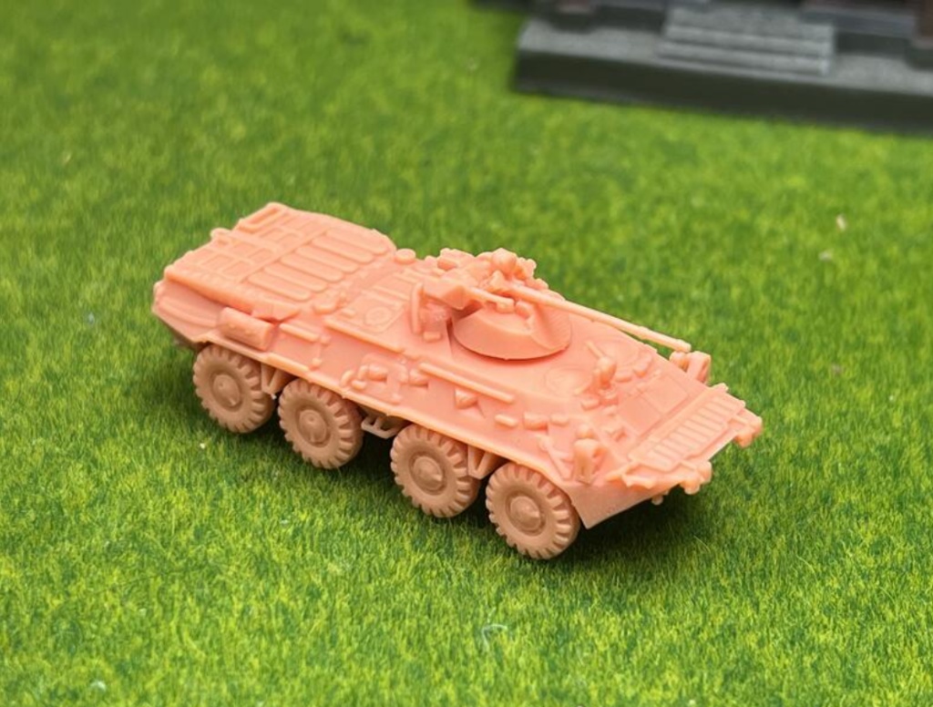 1234 1/144 BTR-80A IR 装甲車