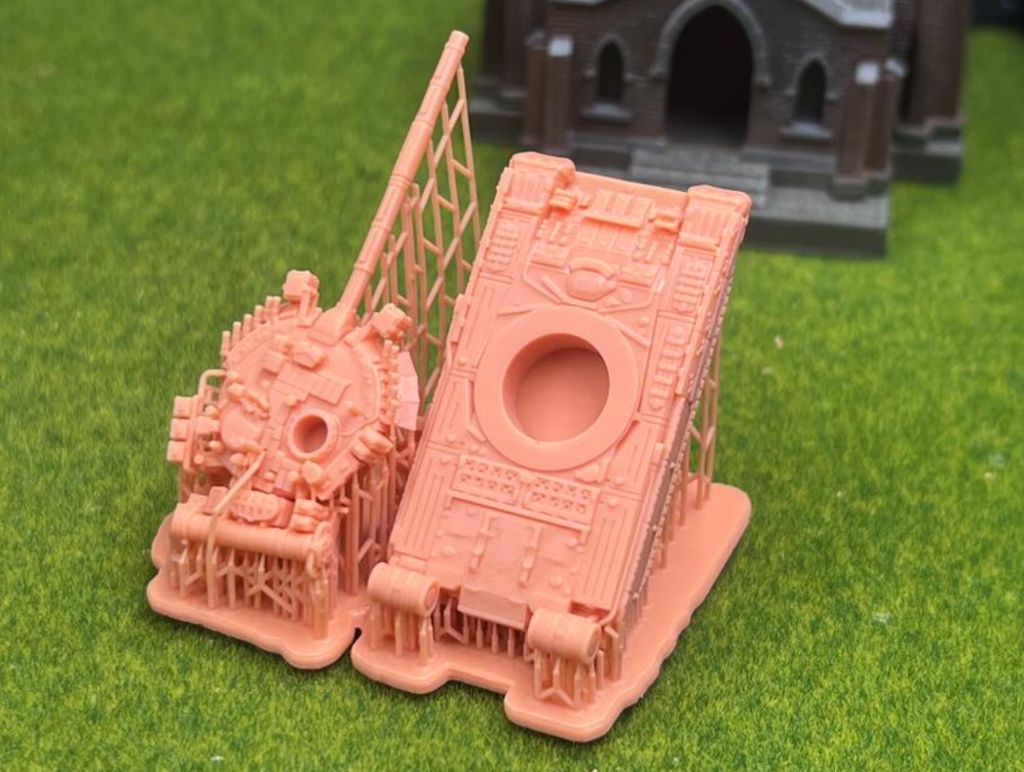 1228 1/144 T-80 UK