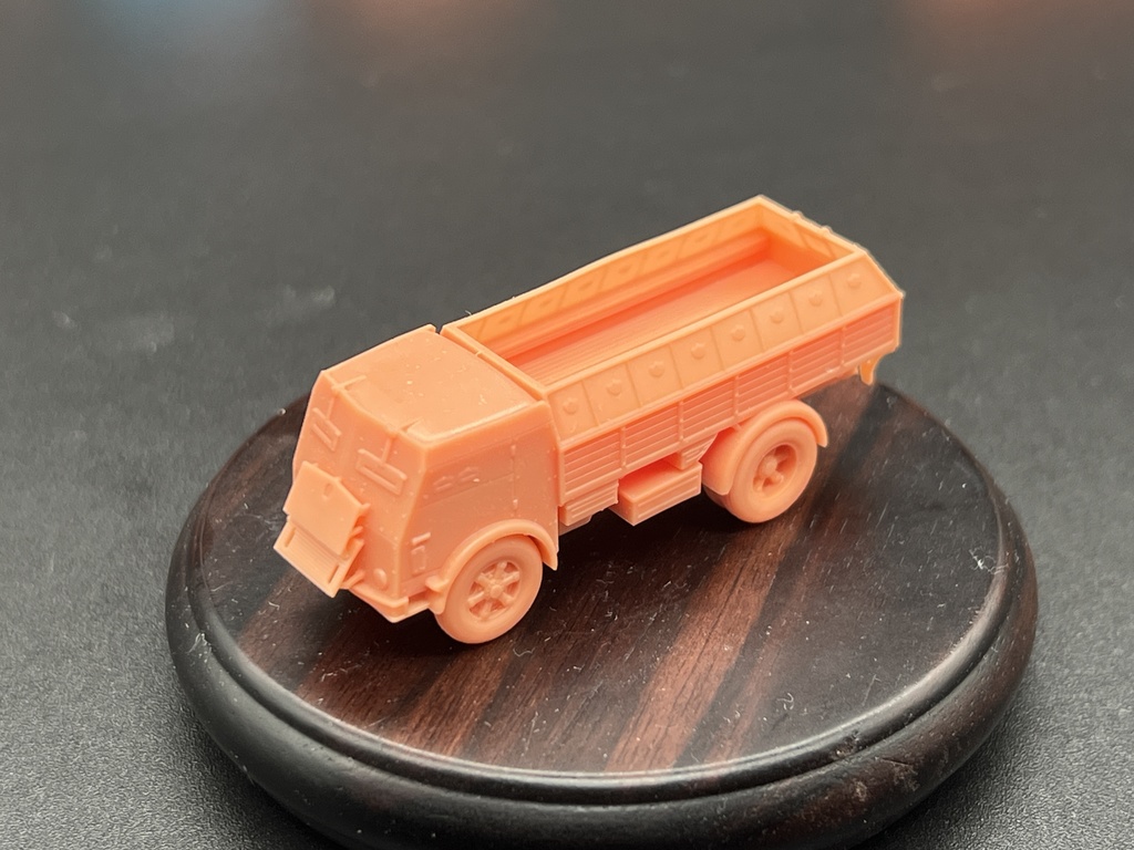 1473 1/144 Fiat 665NM protetto 装甲車