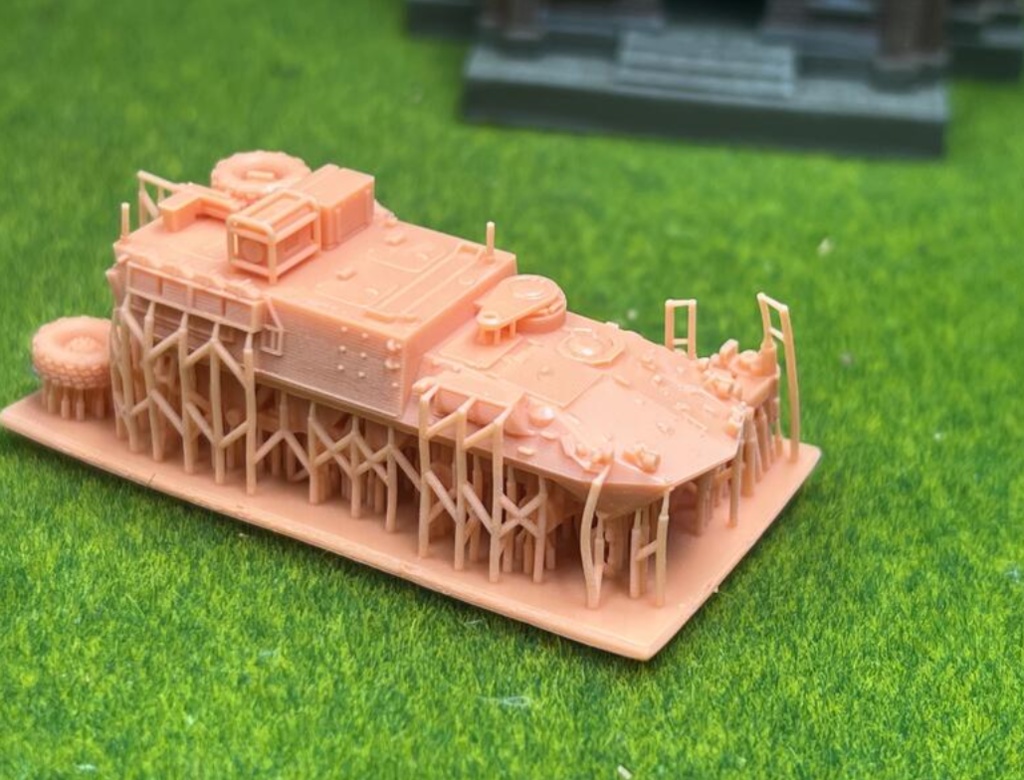 1221 1/144 aslav 8x8 APC 装甲車