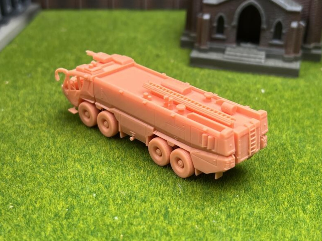 1166 1/144 Panther 8x8 Fire Truck 空港消防車 旧型
