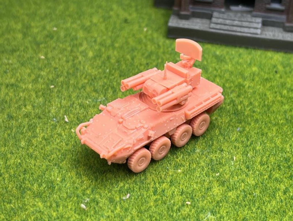 1160 1/144 stryker adats ストライカー装甲車 地対空ミサイル