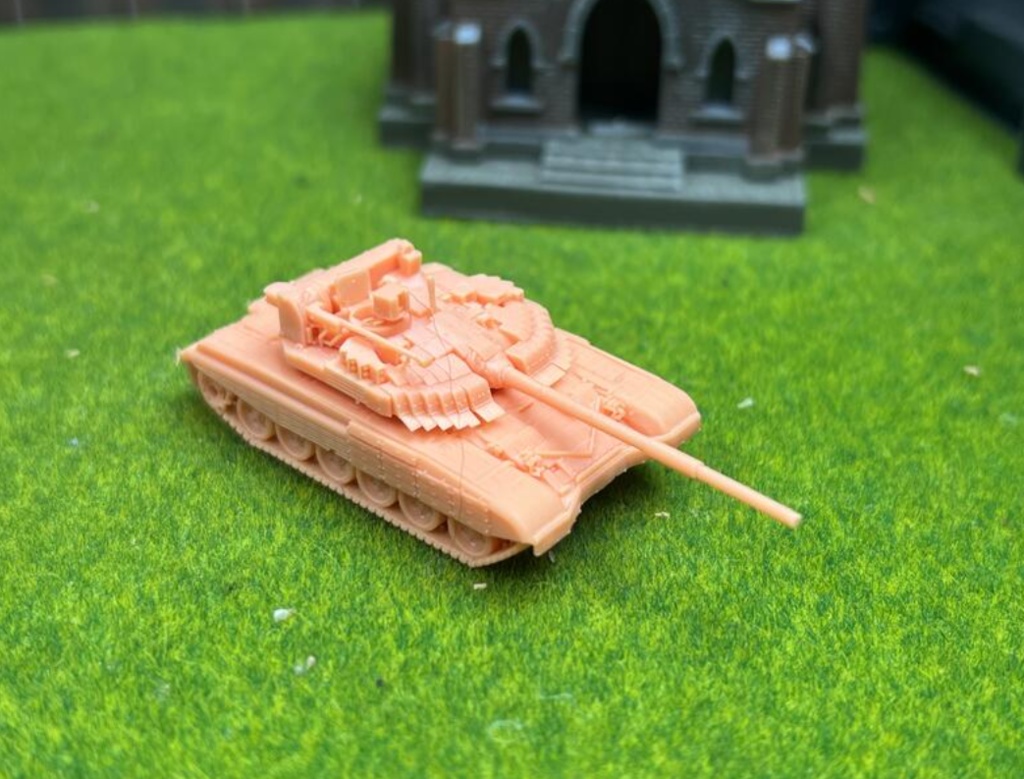 1144 1/144 T-72M2 主力戦車