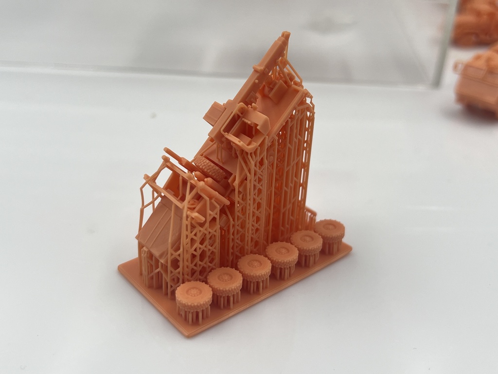 1501 1/144 M936 wrecke 装甲回収車