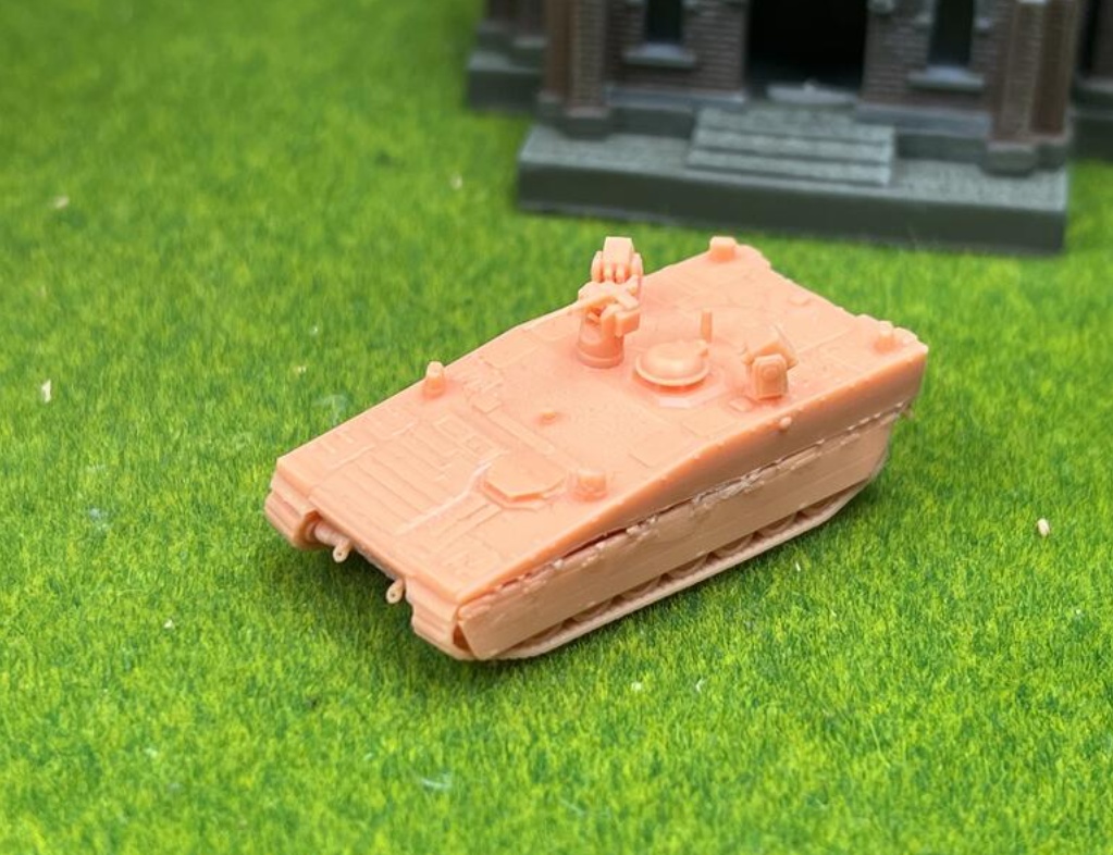1099 1/144 cv90 armadillo 装甲兵員輸送車