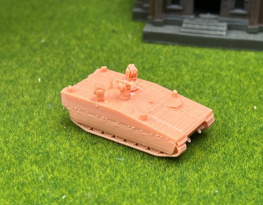 1099 1/144 cv90 armadillo 装甲兵員輸送車