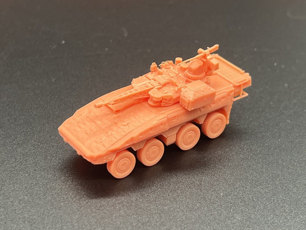 1546 1/144 ボクサー(Boxer) CRV 装輪装甲車