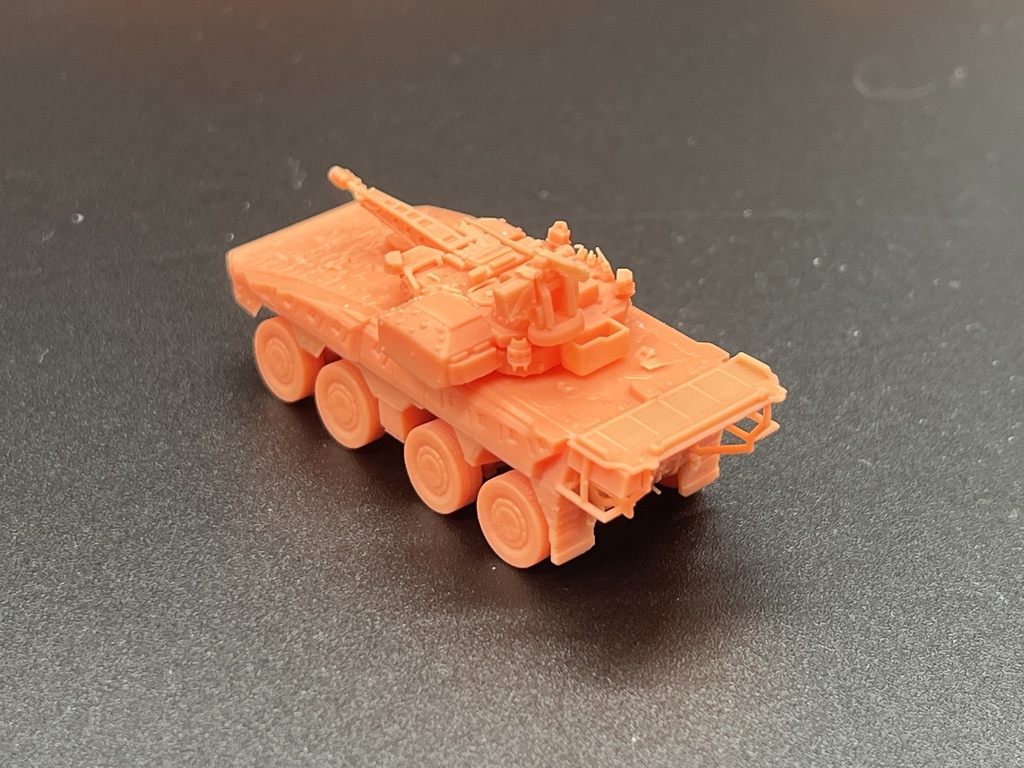 1546 1/144 ボクサー(Boxer) CRV 装輪装甲車