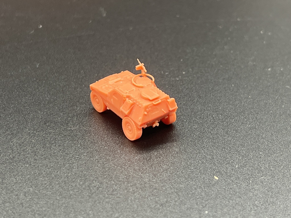 1547 1/144 VBL 装甲車
