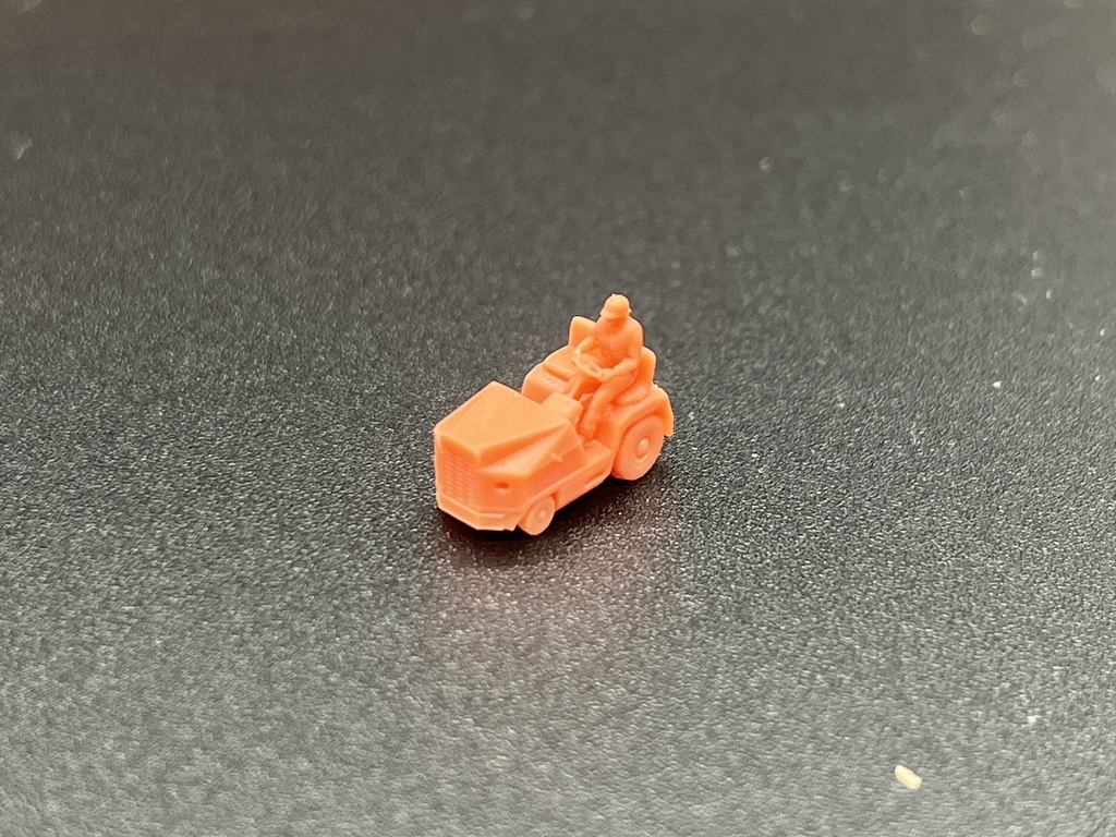 1548 1/144 航空機牽引車 CT30
