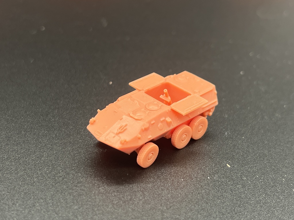 1552 1/144 モワク ピラーニャ(Mowag Piranha) 装輪式自走迫撃砲