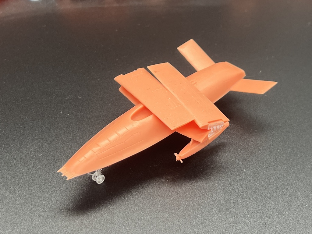 1/144 MQ-25 (スティングレイ) 無人空中給油機