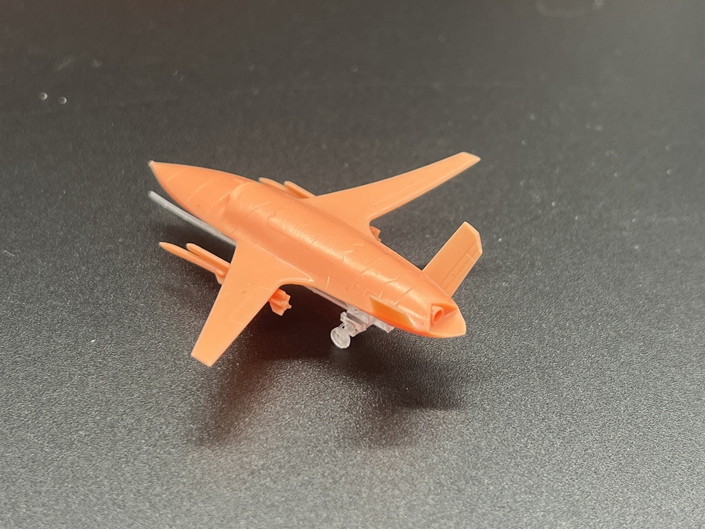 1/144 XQ-58 ヴァルキリー (Valkyrie) 無人航空機 仮想武装型