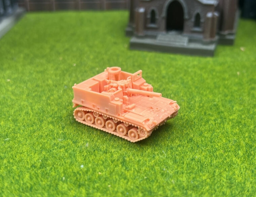 1081 1/144 M44 155mm自走榴弾砲