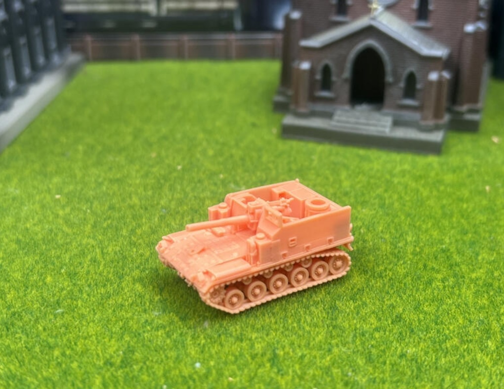 1081 1/144 M44 155mm自走榴弾砲
