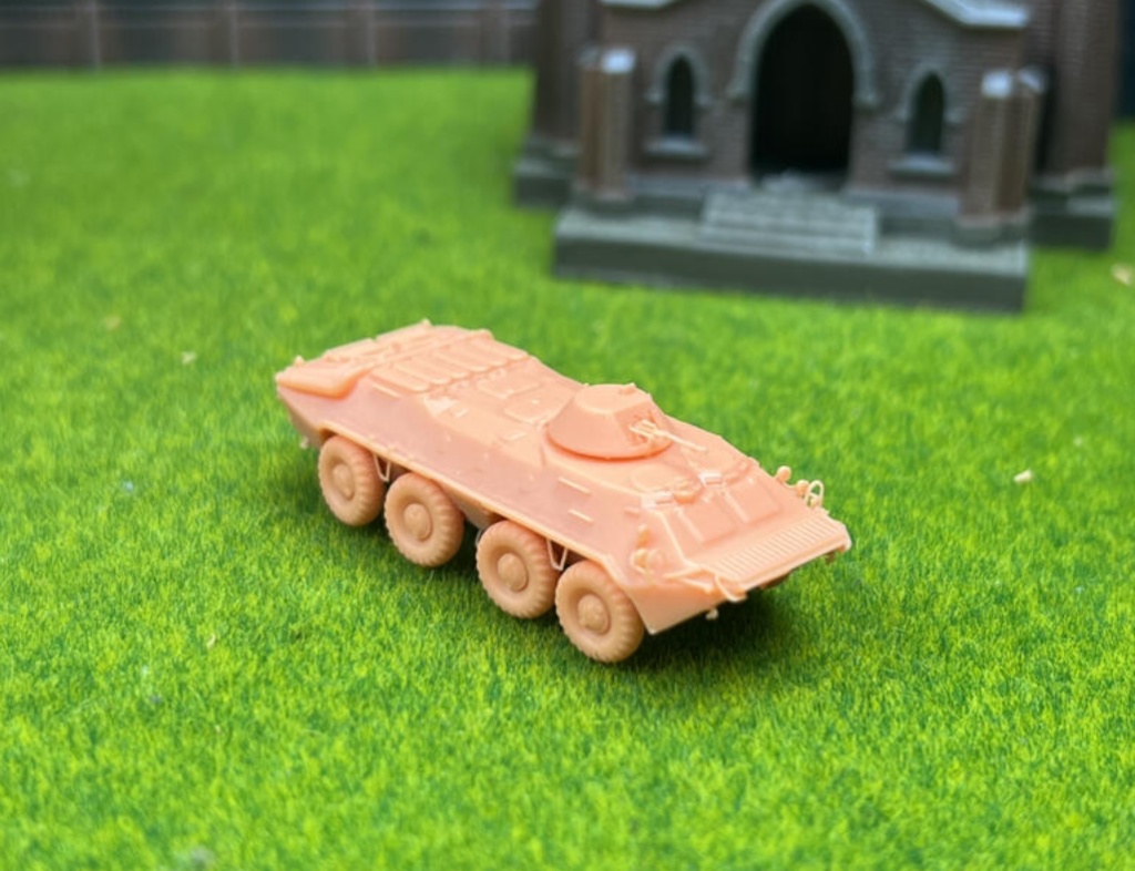 1072 1/144 BTR-70