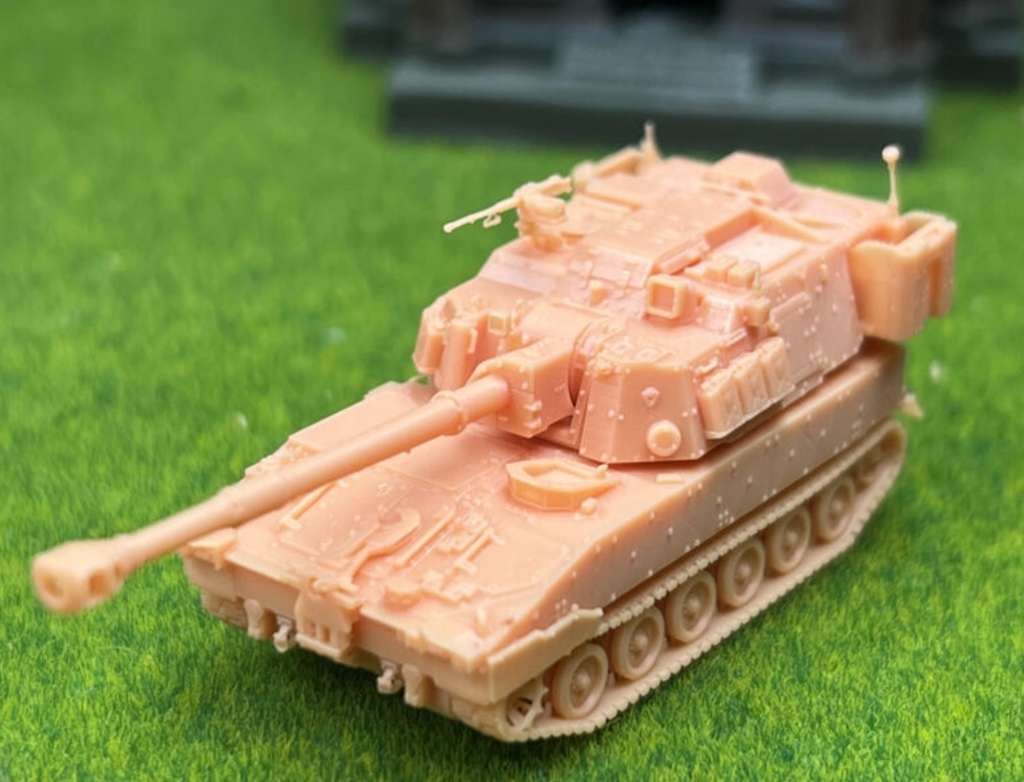 1070 1/144 M109A7 155mm自走榴弾砲