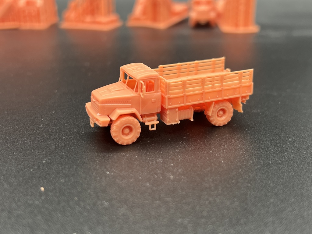 1557 1/144 KRAZ 5333VE SPETSNAZ 01