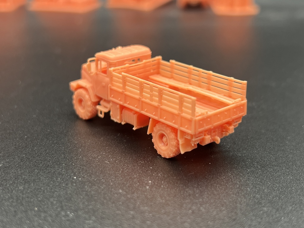 1557 1/144 KRAZ 5333VE SPETSNAZ 01