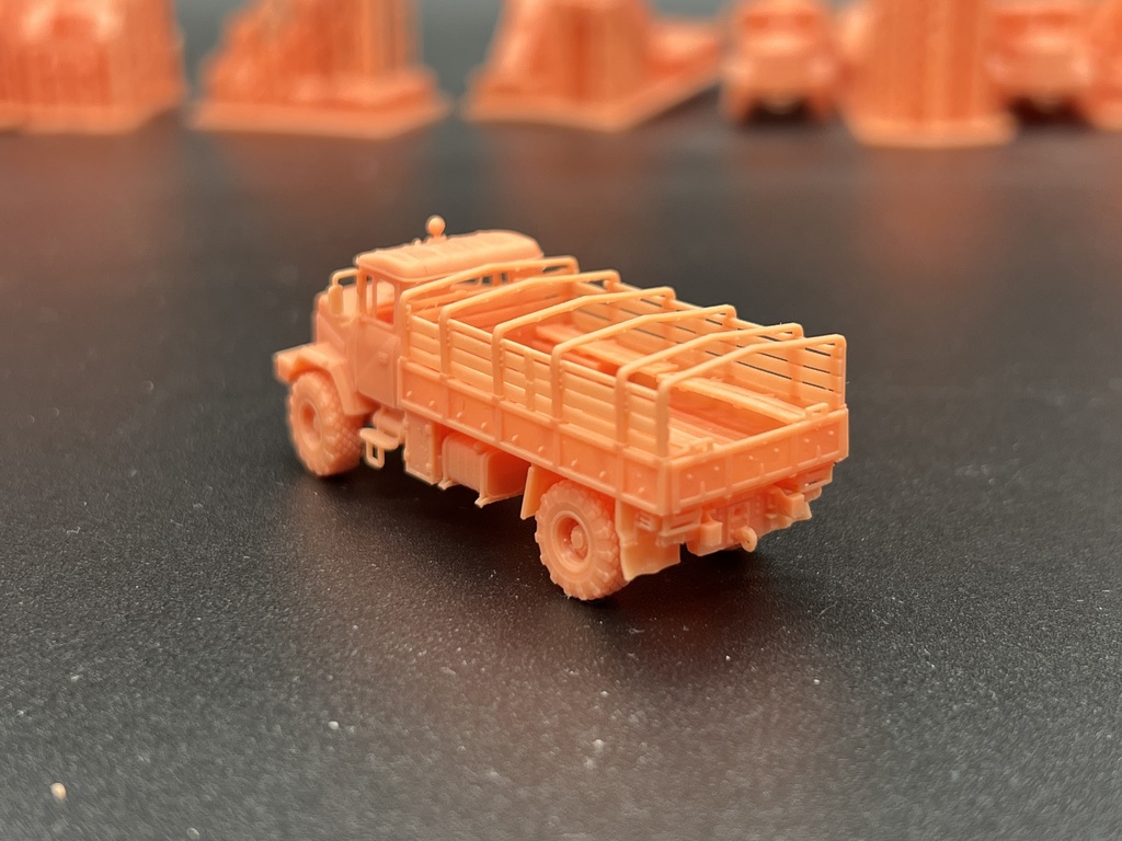 1558 1/144 KRAZ 5333VE SPETSNAZ 02