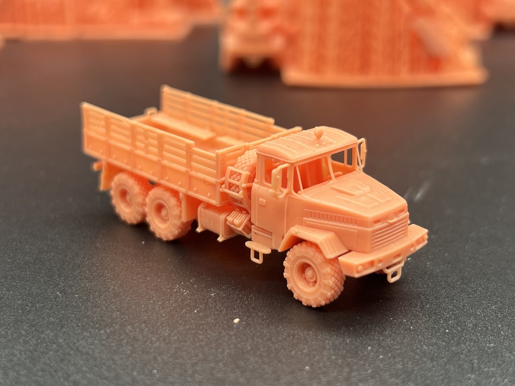 1561 1/144 KRAZ 6322 FLATBED TRUCK 01