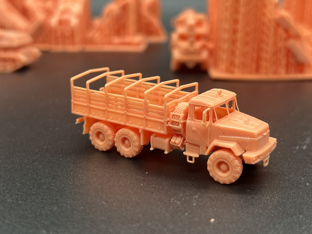 1562 1/144 KRAZ 6322 FLATBED TRUCK 02