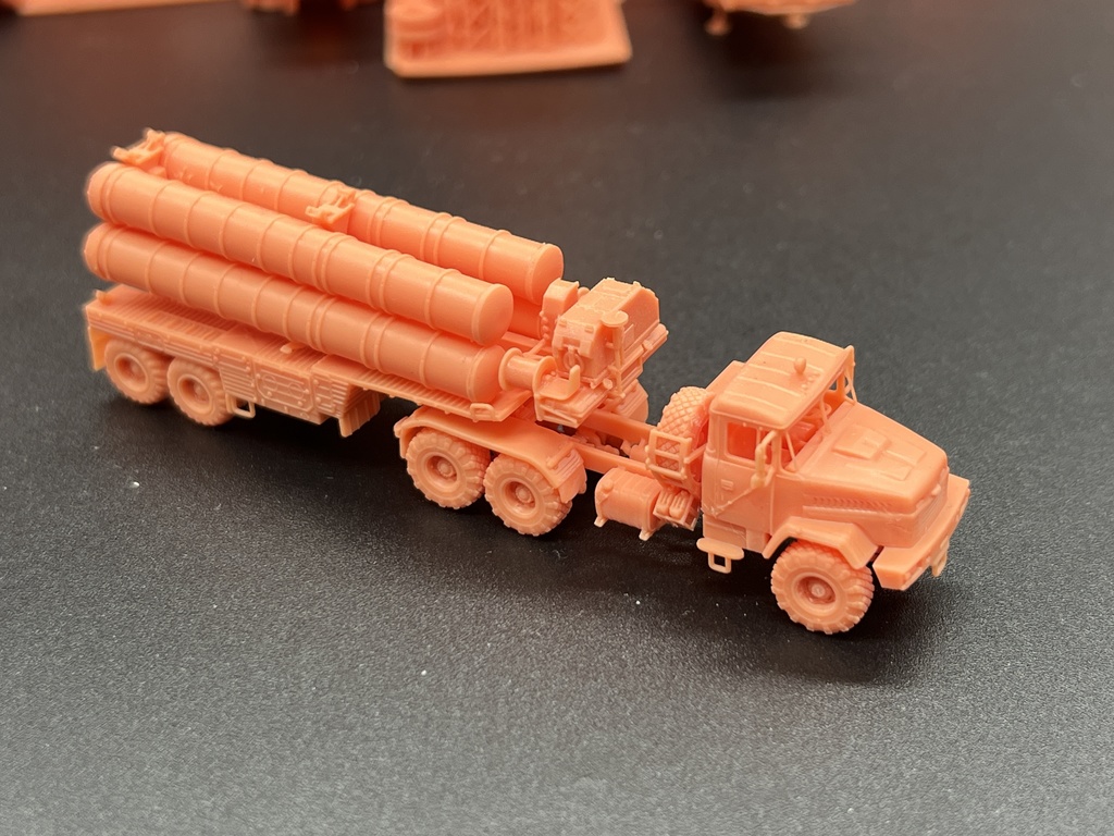 1569 1/144 KRAZ 6446 + S300 PMU2