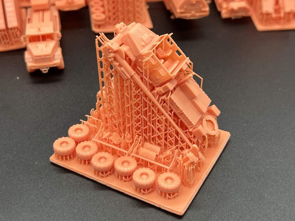 1574 1/144 KRAZ BOHDANA