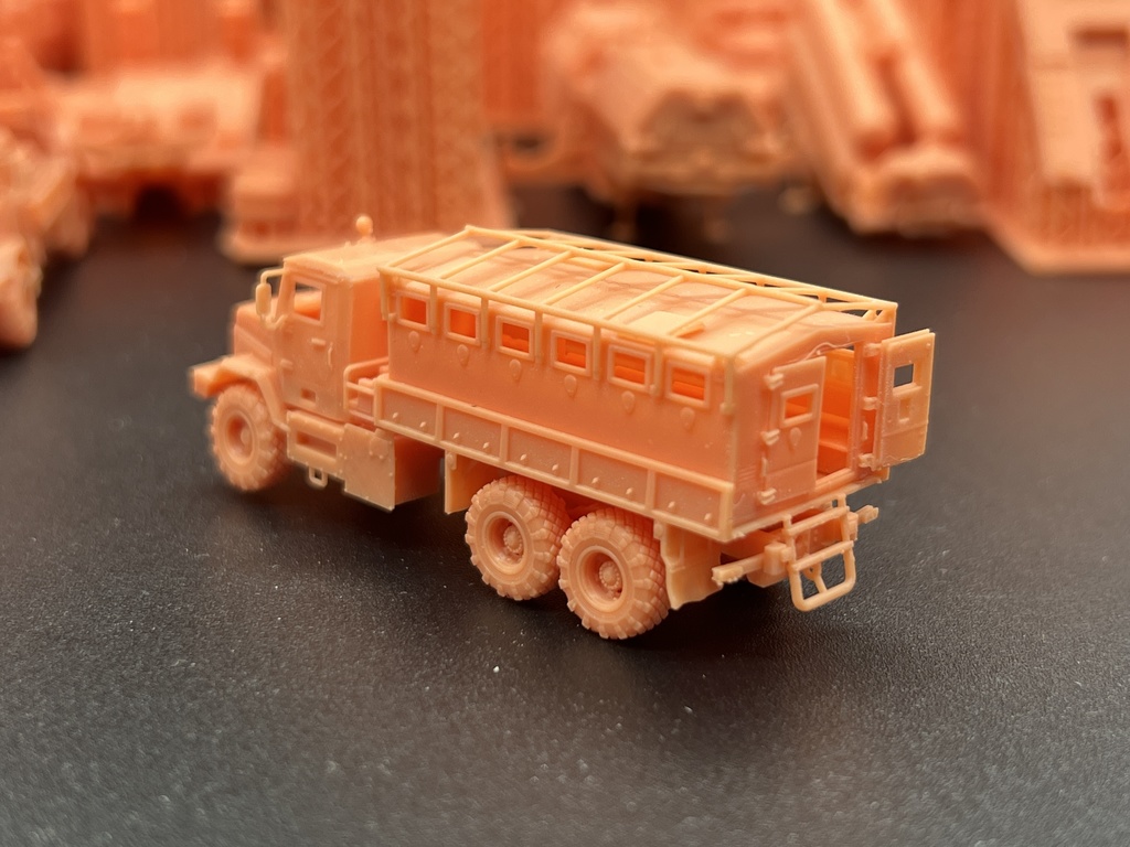 1575 1/144 KRAZ 6322 RAPTOR