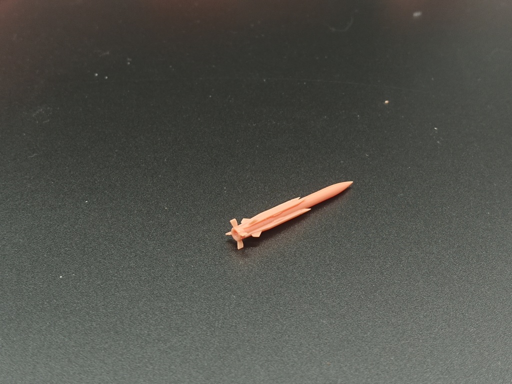 1555 1/144 空対艦ミサイル型 雄鷙