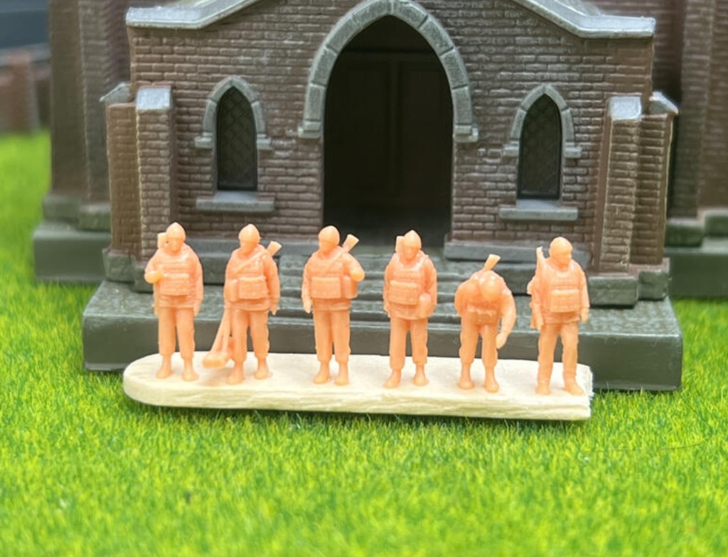 1055 1/144 ウクライナ兵