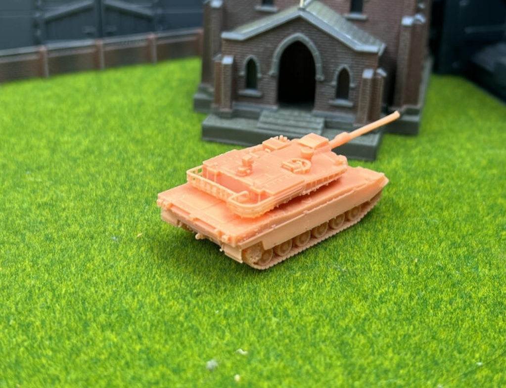 1053 1/144 K2 黒豹 主力戦車