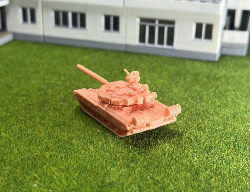 1031 1/144 T-80 BV 01