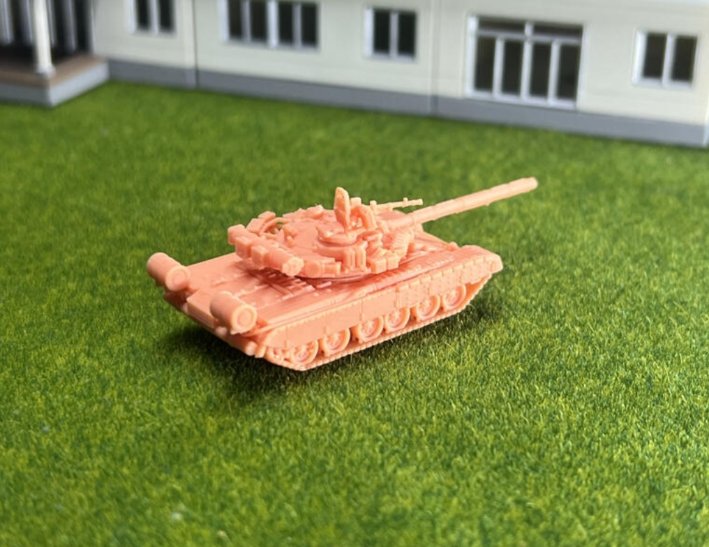 1031 1/144 T-80 BV 01