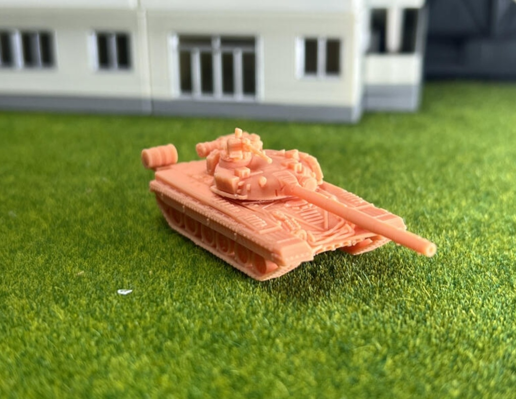 1028 1/144 T-80
