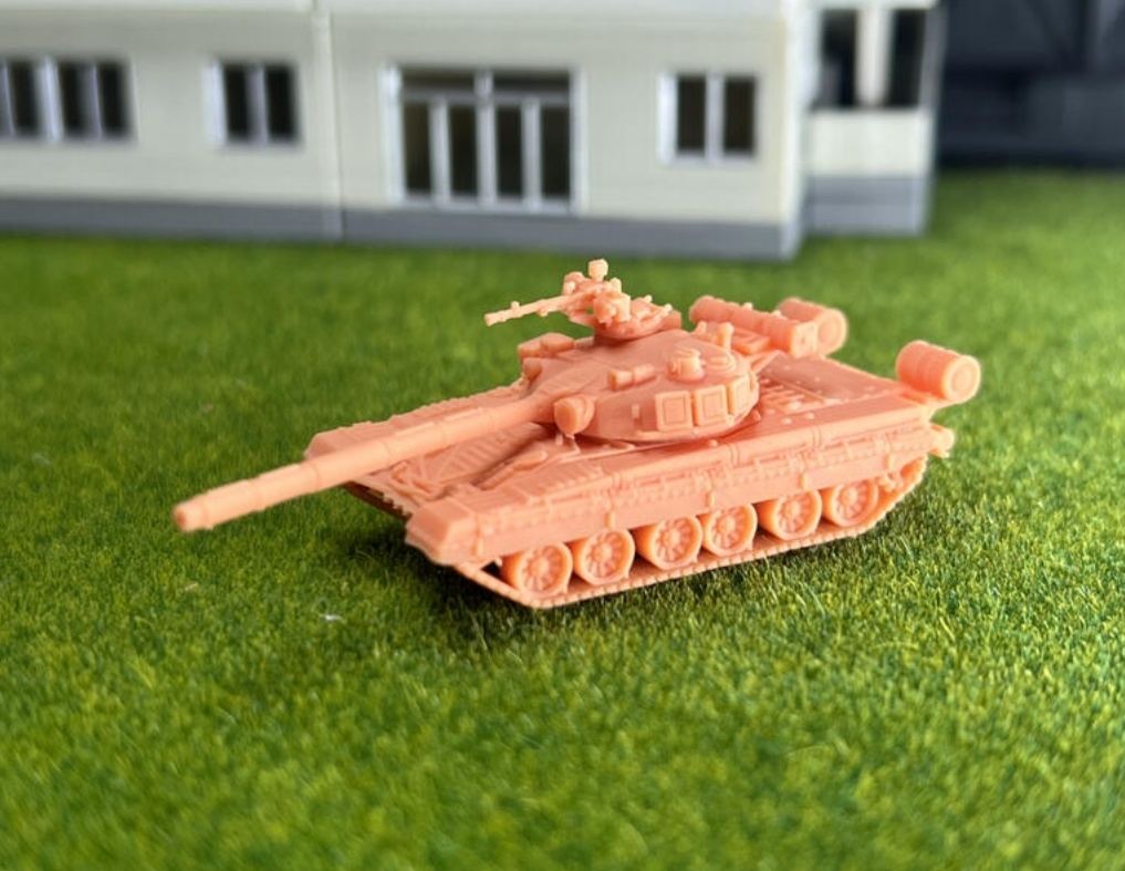 1028 1/144 T-80