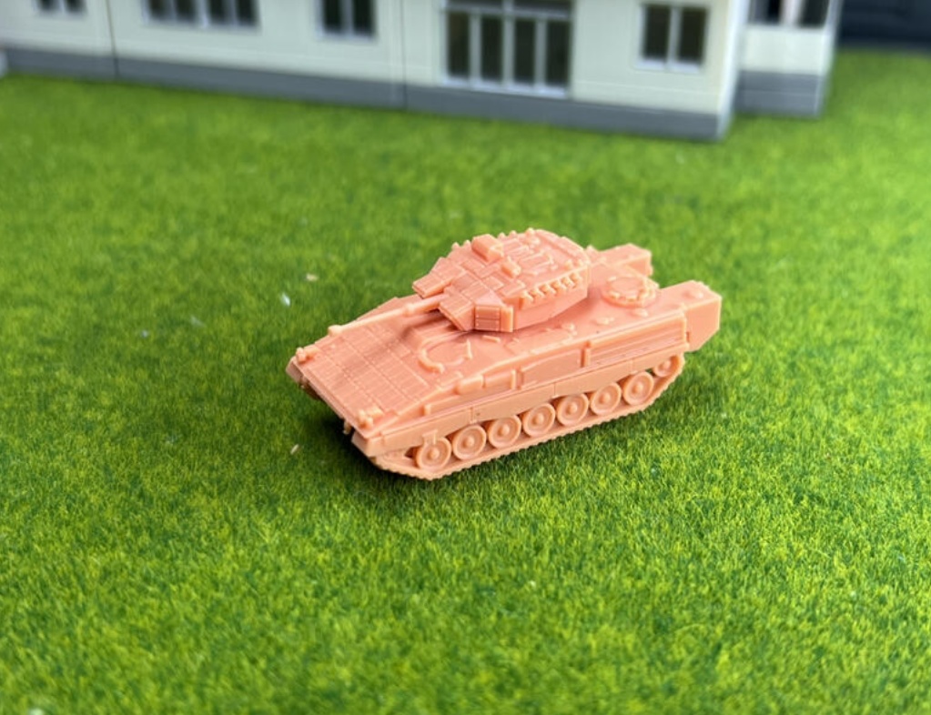 1019 1/144 ASCOD歩兵戦闘車