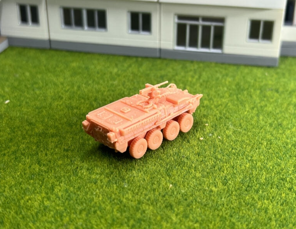 1015 1/144 m1126 ストライカー装甲車