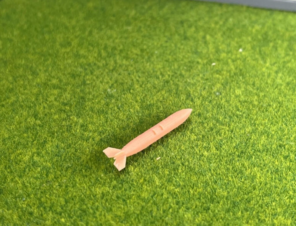 1004 1/144 経国号(F-CK-1)275ガロン増槽 4枚入