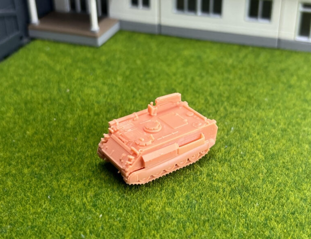 987 1/144 M113 工兵戦闘車